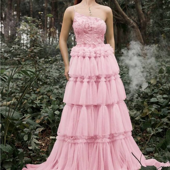 🔥NWT One shoulder sequin bodice mesh hem cake dress in pink size xs p2p 19+ - Picture 5 of 11